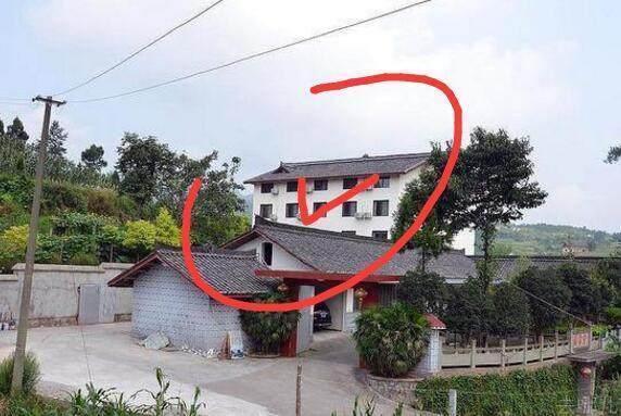 房子后面有高压电好不好？不能有什么？